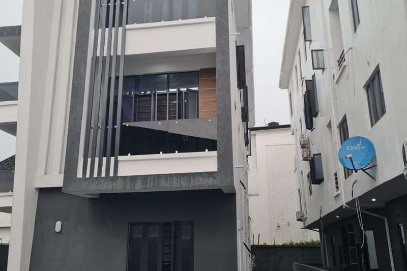 Q1 Residence